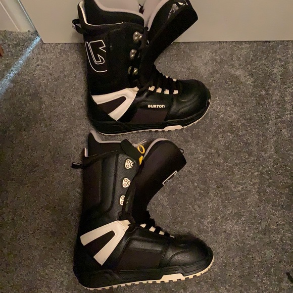 Men’s Burton Tribute Snowboard Boots - Picture 1 of 5